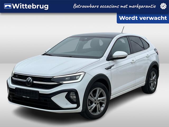 Volkswagen Taigo 1.5 TSI 150pk DSG R-Line / Virtual Cockpit Pro / Panoramadak / IQ LED / Achteruitrijcamera / 18''LMV