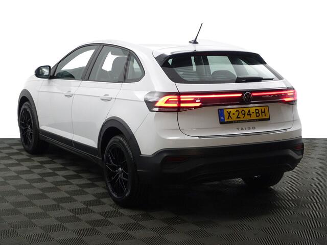 Volkswagen Taigo 1.0 TSI R Line- Carplay, Android Auto, Park Assist, Virtual cockpit, Xenon Led, Lane Assist