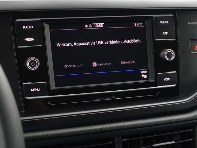 Volkswagen Taigo 1.0 TSI R Line- Carplay, Android Auto, Park Assist, Virtual cockpit, Xenon Led, Lane Assist