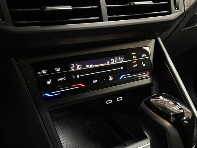 Volkswagen Taigo 1.0 TSI R-Line Automaat (2X R-LINE, VIRTUAL COCKPIT, APPLE CARPLAY, GROOT NAVI, CAMERA, STOELVERWARMING, SPORTSTOELEN, GETINT GLAS, KEYLESS, NIEUWSTAAT)