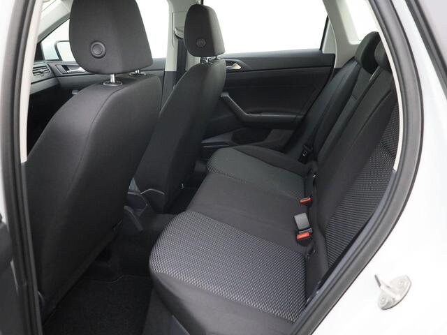 Volkswagen Taigo Edition 1.0 TSI 95 pk 5 versn. Hand · Parkeersensoren achter · Multifunctioneel stuurwiel · Private lease ,- ¤ 399 per maand · Voorraad OUTLET · Prijs is inclusief inruilpremie ·