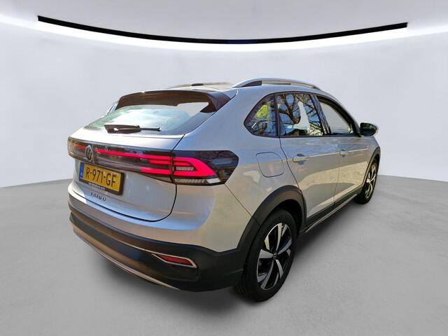 Volkswagen Taigo 1.0 TSI Style / CRUISE/ CLIMATE/ LED/ PARK. SENSOREN V&A/ NAVI/ 17"LMV