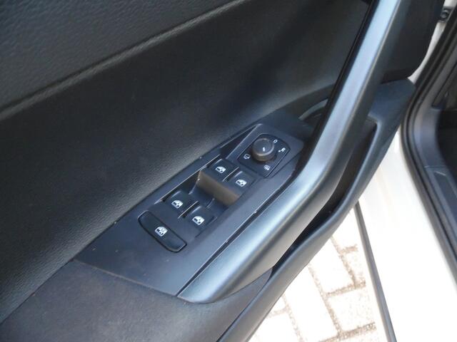 Volkswagen Taigo 1.0 TSI Life Business