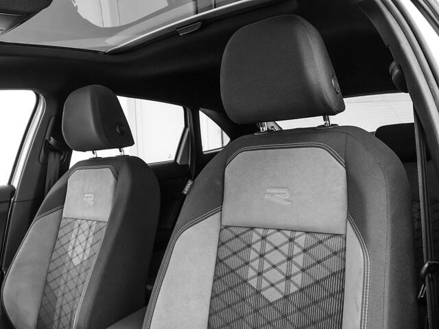 Volkswagen Taigo 1.0 TSI 115pk DSG R-Line · Panoramadak · Apple/Android Car Play · P-Sensoren · Getint Glas · 17'' Inch ·