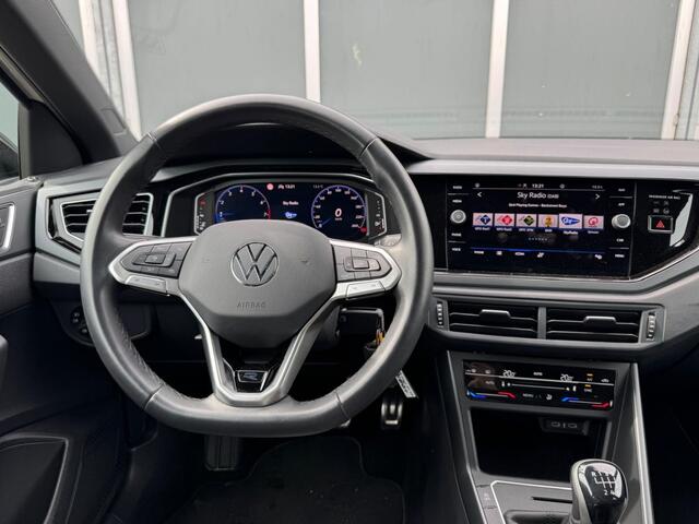 Volkswagen Taigo 1.0TSI 115pk R-Line Black Style | Pano | IQ.Light | Camera