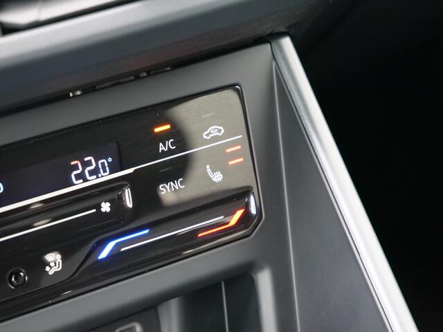 Volkswagen Taigo 1.0 TSI R-Line Edition 116 Pk Automaat DAB / Apple Carplay / Camera / Stoelverwarming