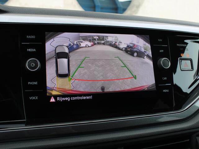 Volkswagen Taigo 1.0 TSI Style | APPLE CARPLAY | STOELVERWARMING |