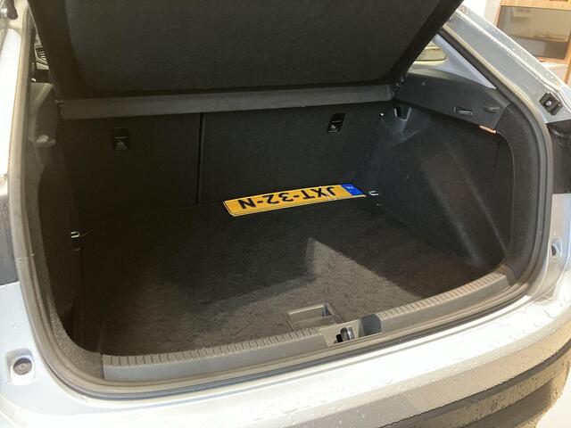 Volkswagen Taigo 1.0 TSI 116PK Life DSG automaat · Apple/Android Car Play · Clima · Parkeersensoren · LED · Garantie t/m 28-03-2027