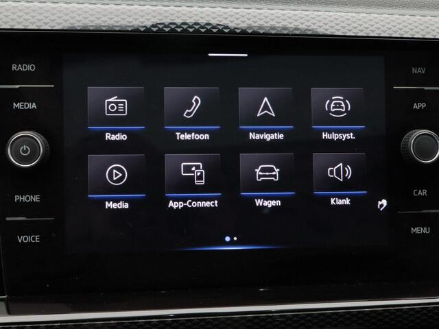 Volkswagen Taigo 1.0 TSi 110 Pk Automaat Life Business | Panorama dak | Adaptive cruise | Stoelverwarming | Trekhaak | CarPlay | 17 Inch | 86.564 Km !!