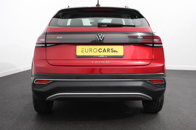 Volkswagen Taigo 1.5 TSI 150pk DSG Style Navigatie Apple Carplay/Android Auto Parkeersensoren Camera Virtual Cockpit Climate Control Lichtmetalen velgen