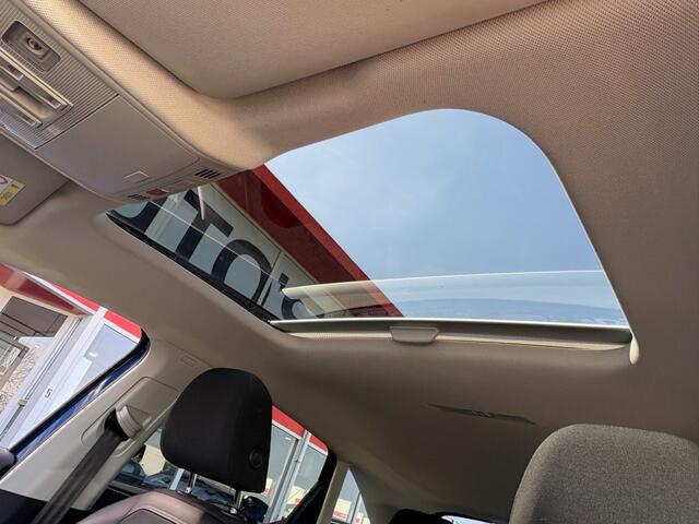 Volkswagen Taigo TSI AUTOMAAT NAVI PANODAK CAMERA CARPLAY AIRCO