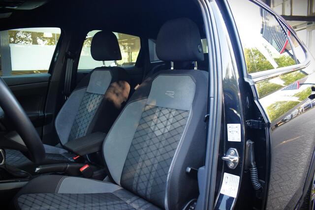 Volkswagen Taigo 1.0 TSI R-Line DSG IQ|NAVIGATIE|CARPLAY