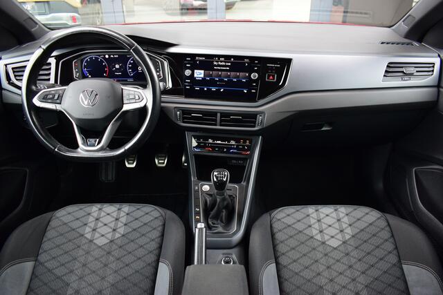 Volkswagen Taigo 1.0 TSI R-Line | Trekhaak | Panoramdak | Stoelverwarming | Adaptieve Cruise Control |