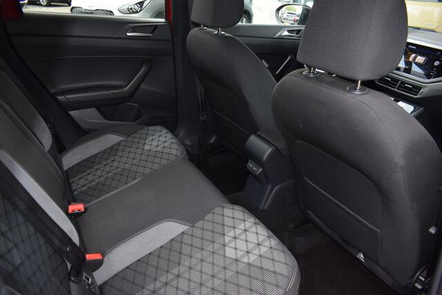 Volkswagen Taigo 1.0 TSI R-Line | Trekhaak | Panoramdak | Stoelverwarming | Adaptieve Cruise Control |