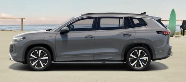 Volkswagen Tayron 1.5 eHybrid Life Edition !!!Profiteer ook van 2.000 EURO inruilpremie!!!