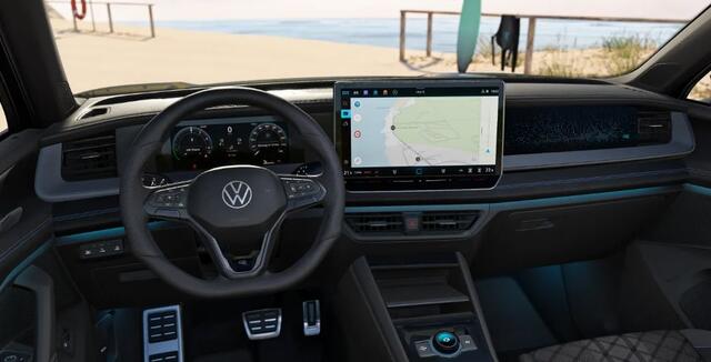 Volkswagen Tayron 1.5 eHybrid R-Line Edition *BLACK STYLE* !!!Profiteer ook van 2.000 EURO inruilpremie!!!