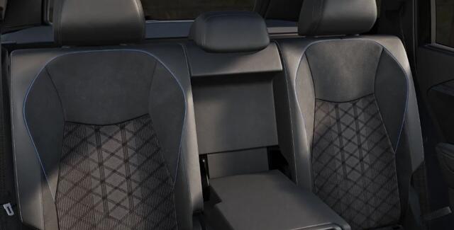 Volkswagen Tayron 1.5 eHybrid R-Line Edition *BLACK STYLE* !!!Profiteer ook van 2.000 EURO inruilpremie!!!