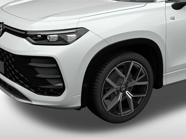 Volkswagen Tayron 1.5 eTSI R-Line Edition 150 pk 7 versn. DSG · Assistance pakket plus · Comfort pakket · Derde zitrij · Multimedia pakket plus · Design pakket