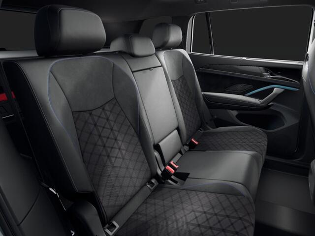 Volkswagen Tayron R-Line Edition 1.5 eHybrid 272 pk 6 versn. DSG · Assistance Pakket Plus · Comfort Pakket Plus · Design Pakket · Multimedia Pakket Plus ·