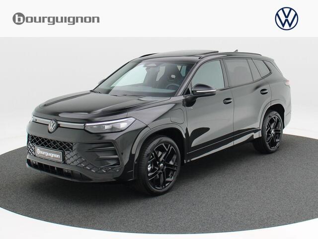 Volkswagen Tayron R-Line Edition 1.5 eHybrid 204 PK | Trekhaak | Full LED | Black Style | Panoramadak | Stoel & Stuur Verwarming |