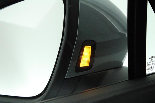 Volkswagen Tayron 1.5 eHybrid 204pk R-Line Edition Head-Up Camera Keyless Massage Panoramadak Virtual Cockpit Navigatie