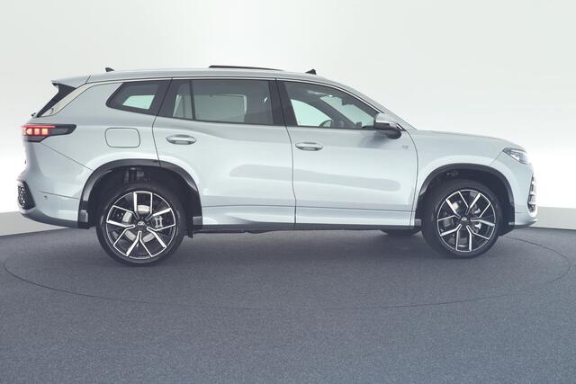 Volkswagen Tayron 1.5 eHybrid 204pk R-Line Edition Head-Up Camera Keyless Massage Panoramadak Virtual Cockpit Navigatie
