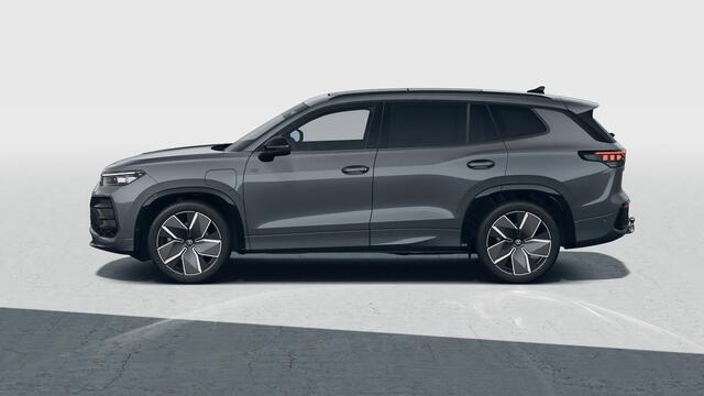 Volkswagen Tayron 1.5 eHybrid 204 6DSG R-Line Edition | 'App-Connect' draadloze smartphone integratie | Automatische afstandsregeling (Adaptive Cruise Control) | Black Style Pakket