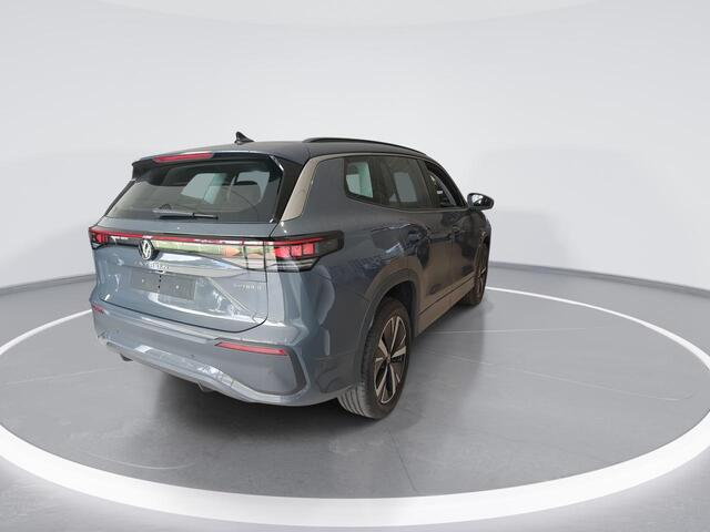 Volkswagen Tayron Life Edition 1.5 eHybrid 204 pk 6 versn. DSG · Comfort pakket · Achteruitrijcamera · Draadloze telefoonlader · prijs is incl inruilbonus