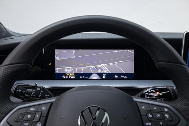 Volkswagen Tayron 1.5 eHybrid R-Line Edition | Black Style | Trekhaak | Panoramadak | 20 inch |