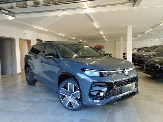 Volkswagen Tayron 1.5 TSI E-HYBRID R-LINE PANO-DAK/TREKHAAK/CAMERA/CARPLAY/ACC/STOELVERW