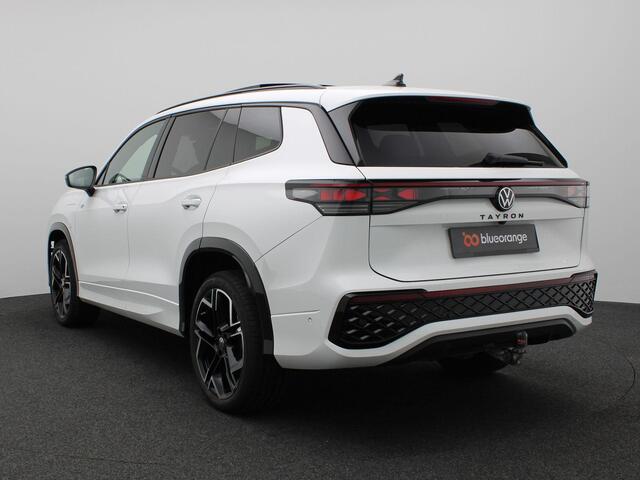 Volkswagen Tayron 1.5 eHybrid R-Line Edition 272PK DSG Trekhaak, Pano-Schuifdak, Head-Up Display, Matrix LED-Verlichting, Black Style, Leder, Harman Kardon, Keyless, 20" LM Velgen, Stoel-Stuurverwarming, 360gr. Camera