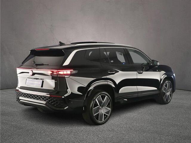 Volkswagen Tayron R-Line Edition 1.5 TSI eHybrid 272pk DSG Automaat Trekhaak, Panoramadak, Achteruitrijcamera, Elektrische achterklep, Adaptive cruise control