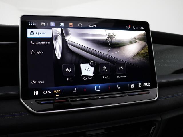 Volkswagen Tayron 1.5 eTSI 272pk DSG R-Line Edition · Camera · Panoramadak · Massage · Dodehoek Detectie · Keyless · 19'' Inch · Garantie t/m 08-12-2030 of 100.000km