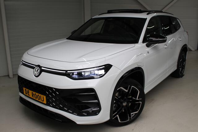 Volkswagen Tayron 1.5 eHybrid 272 PK R-Line Blackstyle Panoramadak | Leder | Trekhaak | HUD | Matrix Led | Harman Kardon