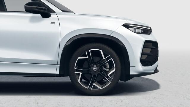 Volkswagen Tayron R-Line Edition | 'App-Connect' draadloze smartphone integratie | Automatische afstandsregeling (Adaptive Cruise Control) | Black Style Pakket