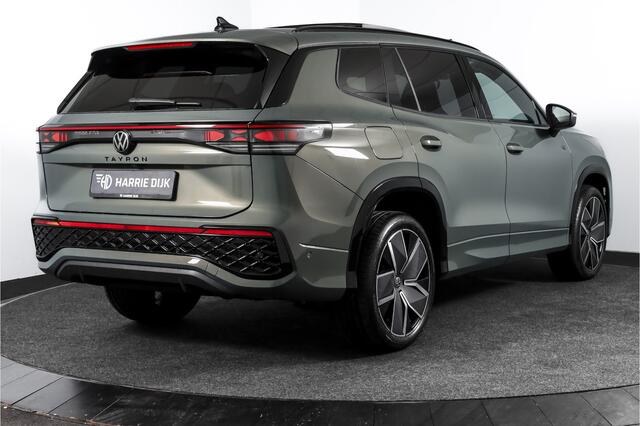 Volkswagen Tayron 1.5 eHybrid R-Line Edition | Black Style Pakket | S/K-Panodak | IQ. Light | Dig. Cockpit | Adapt. Cruise | Stoel-+Stuurverw. | Camera | App. Connect | ECC | Elek. Klep | LM 20" |
