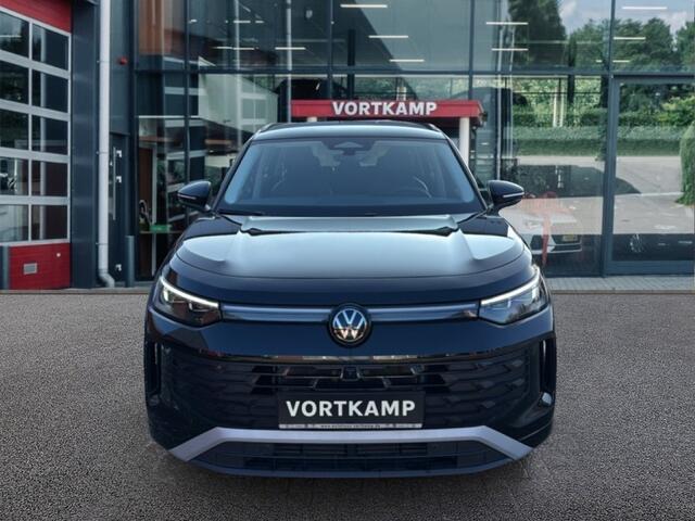 Volkswagen Tayron 1.5 eTSI LIFE 7PERS/TREKHAAK/CAMERA/IQ/ACC/STOEL+STUURVERW