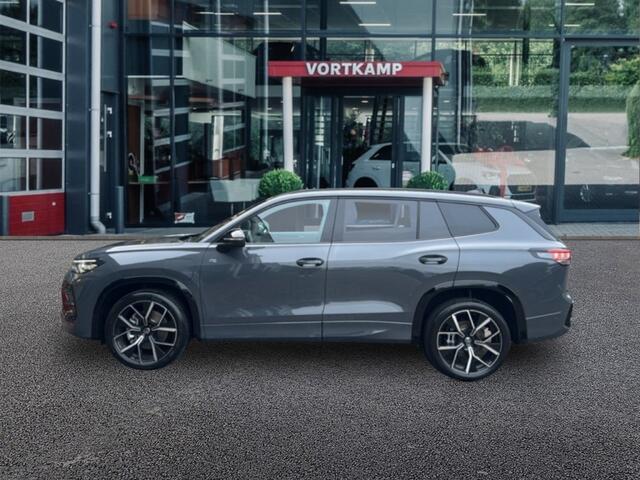 Volkswagen Tayron 1.5 TSI E-HYBRID R-LINE PANO-DAK/TREKHAAK/CAMERA/CARPLAY/ACC/STOELVERW