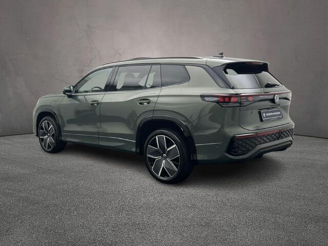 Volkswagen Tayron R-Line Edition 1.5 TSI eHybrid 272pk DSG Automaat Trekhaak, Panoramadak, Black style, Elektrische achterklep, Adaptive cruise control, Navigatie