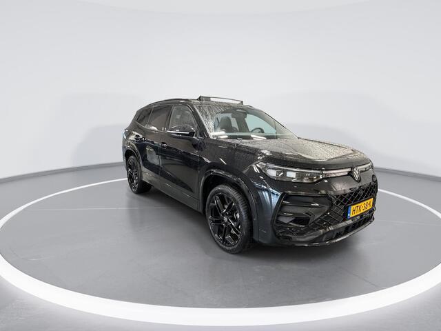 Volkswagen Tayron 1.5 eHybrid 204pk DSG R-Line Edition · Trekhaak wegklapbaar · Panoramadak · 360 Camera · Matrix LED · Dodehoeksensor · Massagefunctie · Garantie t/m 09-07-2029 of 100.000km