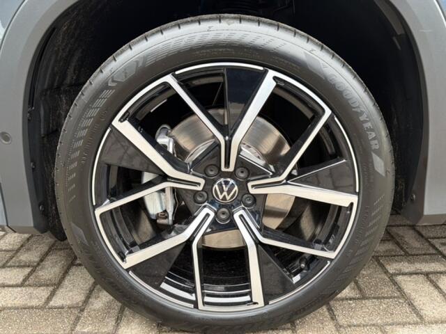 Volkswagen Tayron 1.5 eTSI DSG LIFE 7PERS/TREKHAAK/CAMERA/IQ/ACC/STOEL+STUURVERW