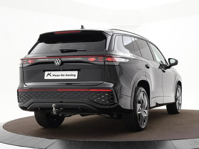 Volkswagen Tayron 1.5 eTSI 272pk DSG R-Line Edition · Wegklapbare Trekhaak · Panoramadak · IQ.Light · 360 Camera · 20'' Inch · Garantie t/m 28-12-2030 of 100.000km