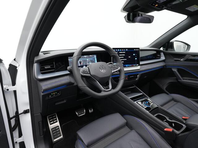 Volkswagen Tayron 1.5 eHybrid 272 pk R-Line Edition | Panoramadak | Trekhaak | Geheugen-/ventilatiestoelen | Adaptive Cruise | Leder