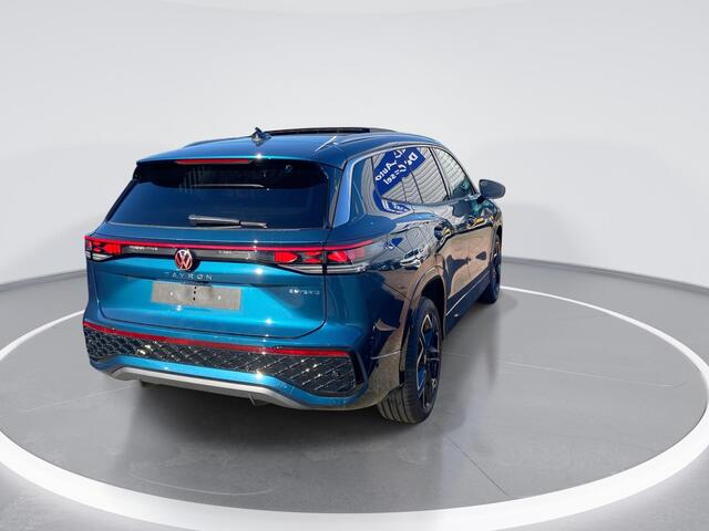Volkswagen Tayron 1.5 eHybrid/272PK R-Line Edition Panoramadak · Apple/Android Car Play · Camera + Parkeersensoren · Garantie t/m 30-12-2030 of 100.000km