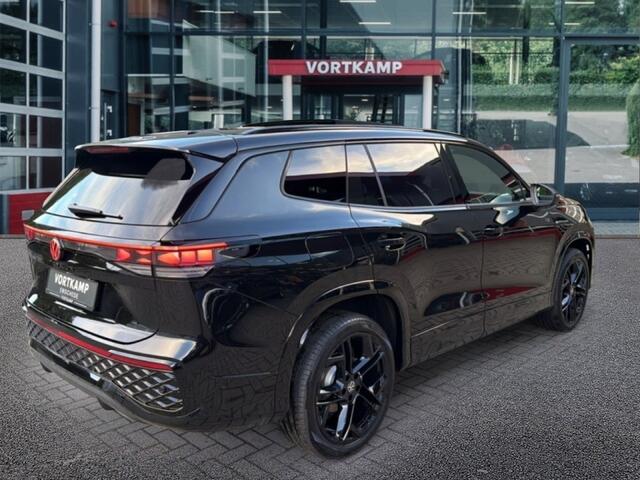 Volkswagen Tayron 1.5 eTSI R-LINE 7PERS/TREKHAAK/PANO-DAK/ELEK-KLEP/ACC/HUD