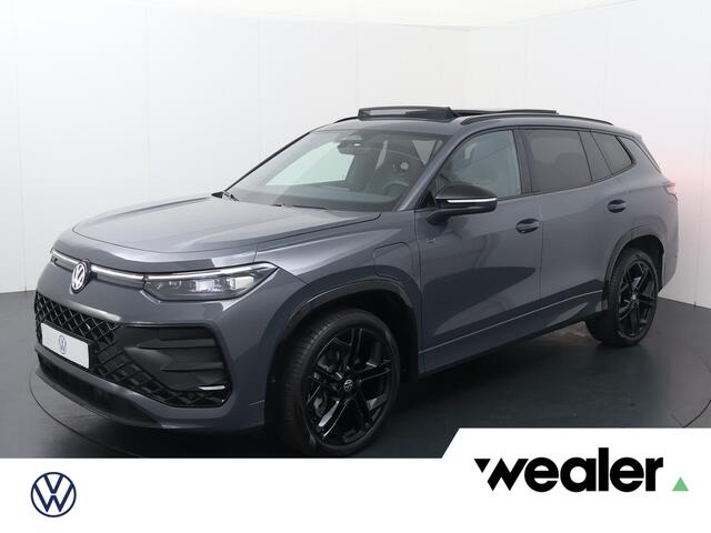 Volkswagen Tayron 1.5 eHybrid R-Line Edition | SoH 100% | 204 PK | Panoramadak | Trekhaak | Stoel & Stuurverwarming |