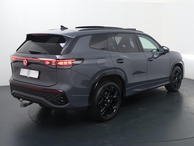 Volkswagen Tayron 1.5 eHybrid R-Line Edition | SoH 100% | 204 PK | Panoramadak | Trekhaak | Stoel & Stuurverwarming |