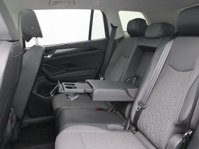 Volkswagen Tayron 1.5 eHybrid Life Edition 204PK DSG SOH 97,71%, Pano-Schuifdak, Trekhaak, 18" LM Velgen, Voorruitverwarming, Stoel-Stuurverwarming, Elektr. Achterklep, Navi via Apple Carplay/Android Auto, Keyless, Side Assist