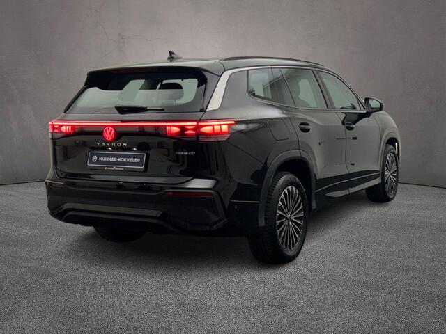 Volkswagen Tayron Life Edition 1.5 TSI eHybrid 204pk DSG Automaat Trekhaak, Adaptive cruise control, Navigatie, Achteruitrijcamera, LED koplampen, Stoelverwarming