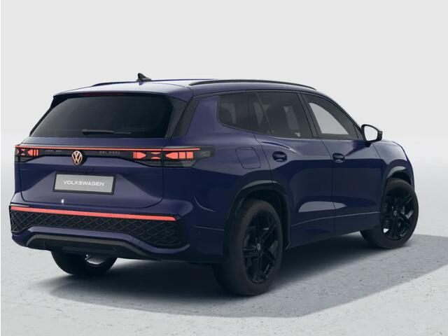 Volkswagen Tayron R-Line Edition 1.5 eHybrid 272 PK 6 versn. DSG · Black Style Pakket · Panoramaschuif-kanteldak · Trekhaak inklapbaar, met elektrische ontgrendeling, incl. aanhangermanoeuvreerhulp Trailer Assist · Voorraad OUTLET · Prijs is inclusief inruilpremie ·